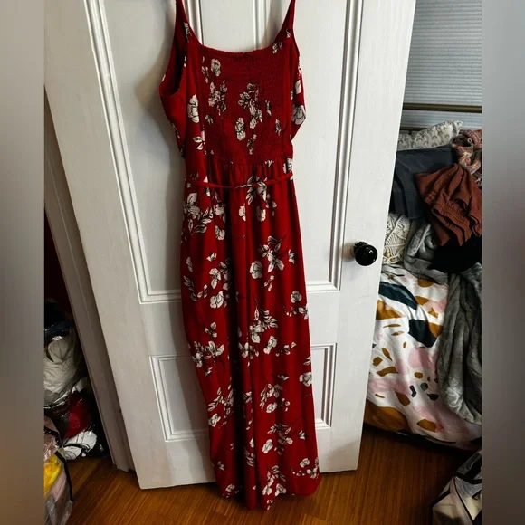 Red floral jumpsuit - Picture 4 of 4